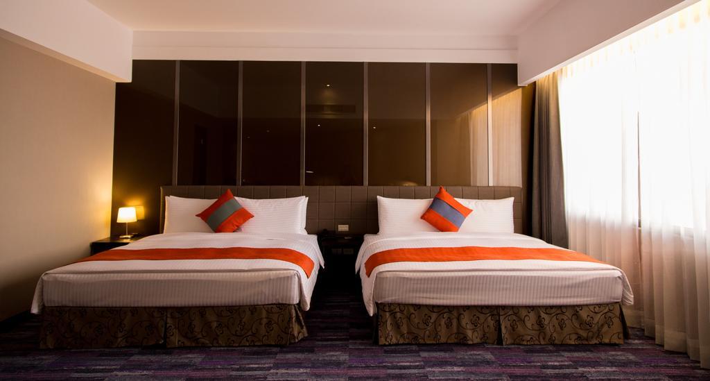 Hoya Resort Hotel Гаосюн Экстерьер фото